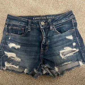 American eagle dark blue jean short! size 6